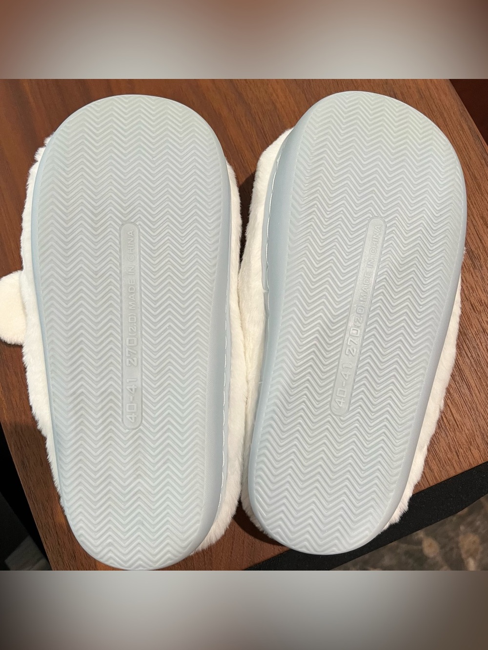 Plush NEW Bunny Bow Blue & White Slippers - Picture 4 of 9